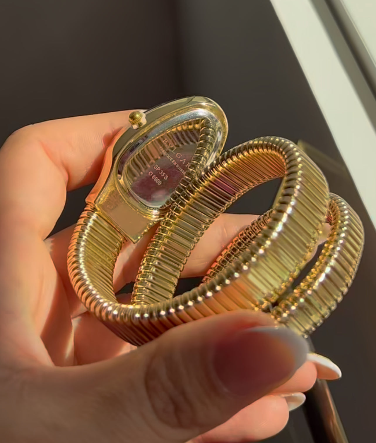 BVLGARI SERPENTI – GOLD & BLACK DIAL