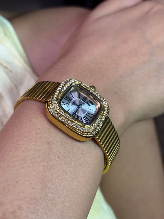 Montre luxe Or lunettes diamond